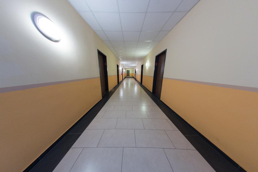Hollis Rast Hotel Sangerhausen Bagian luar foto